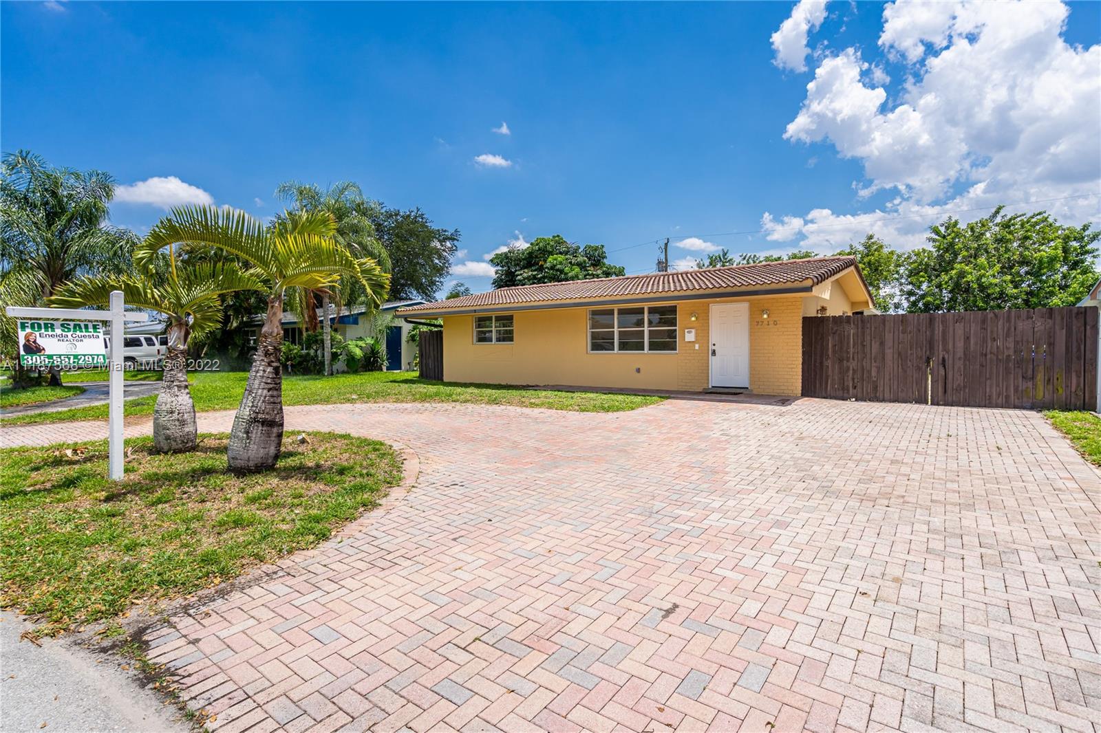 7710 NW 12th Street Pembroke Pines FL 33024