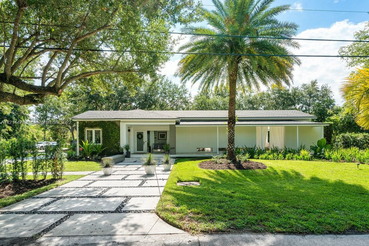 6607 SW 70th Avenue Miami FL 33143
