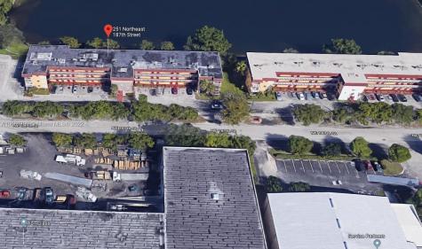 251 NE 187th St Miami FL 33179