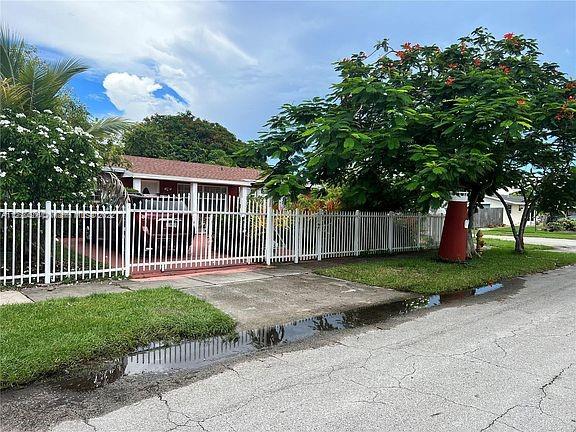 15005 SW 298th Terrace Homestead FL 33033