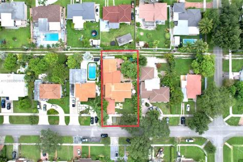 1021 Oriole Avenue Miami Springs FL 33166