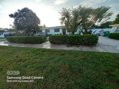 12546 SW 84th Avenue Road Miami FL 33156
