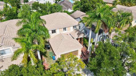 1077 Golden Cane Drive Weston FL 33327