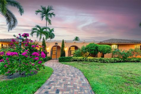 2355 NE 197th Street Miami FL 33180