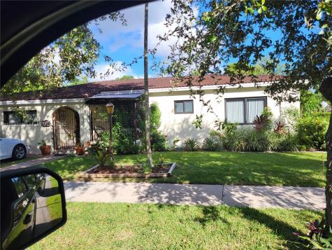 1341 SW 43rd Avenue Miami FL 33134