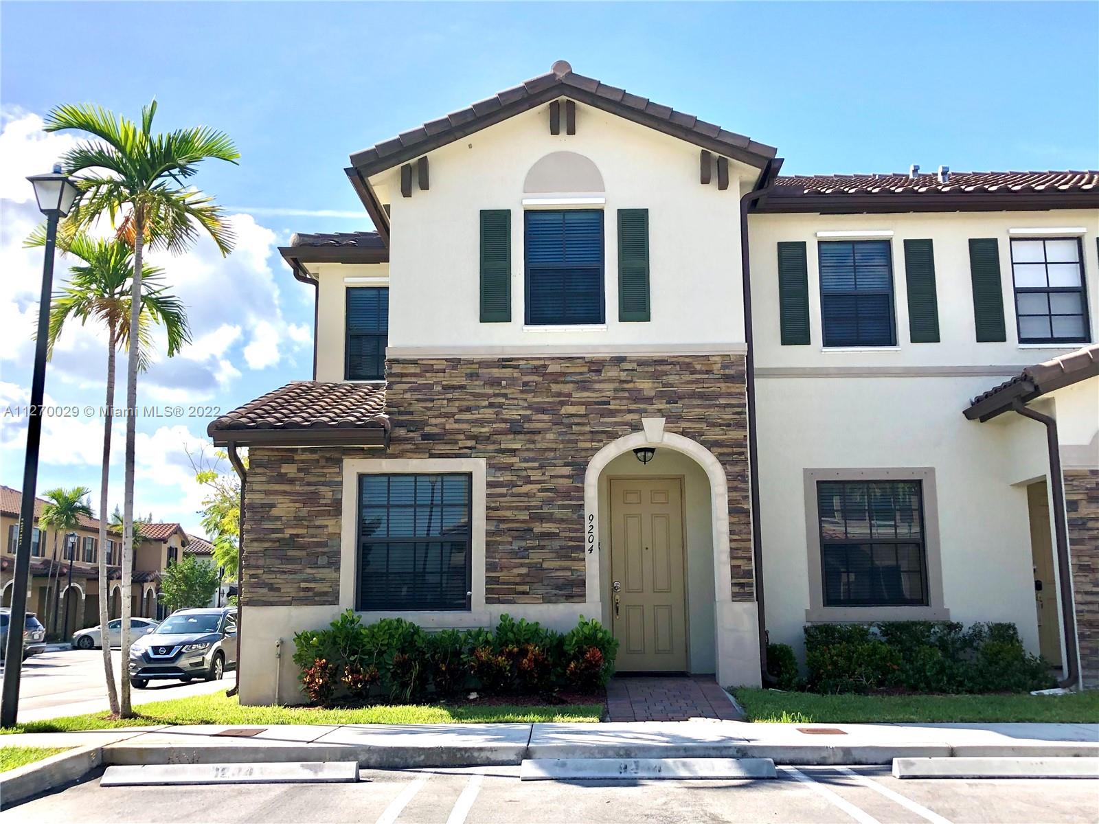 9204 W 33rd Way Hialeah FL 33018