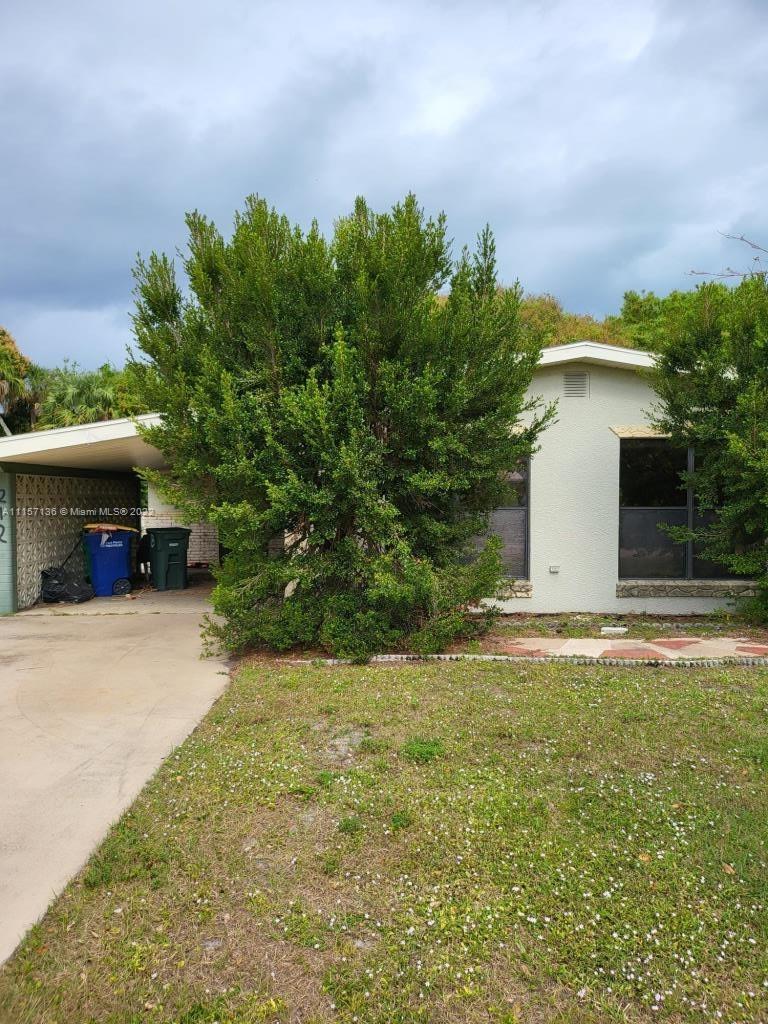 212 Gardenia Avenue Fort Pierce FL 34982