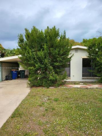 212 Gardenia Avenue Fort Pierce FL 34982