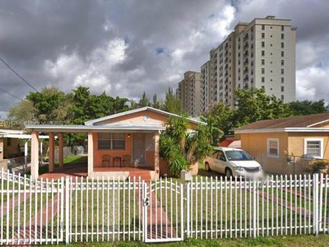 2775 NW 51st Street Miami FL 33142