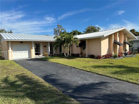 9713 SW 191st Street Cutler Bay FL 33157