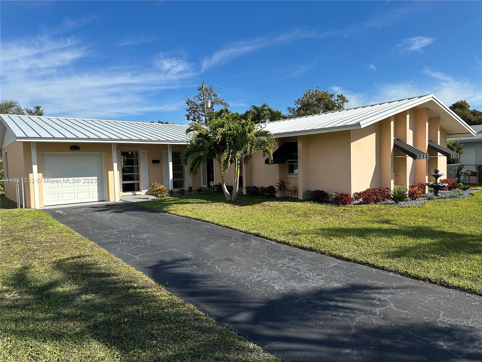 9713 SW 191st Street Cutler Bay FL 33157