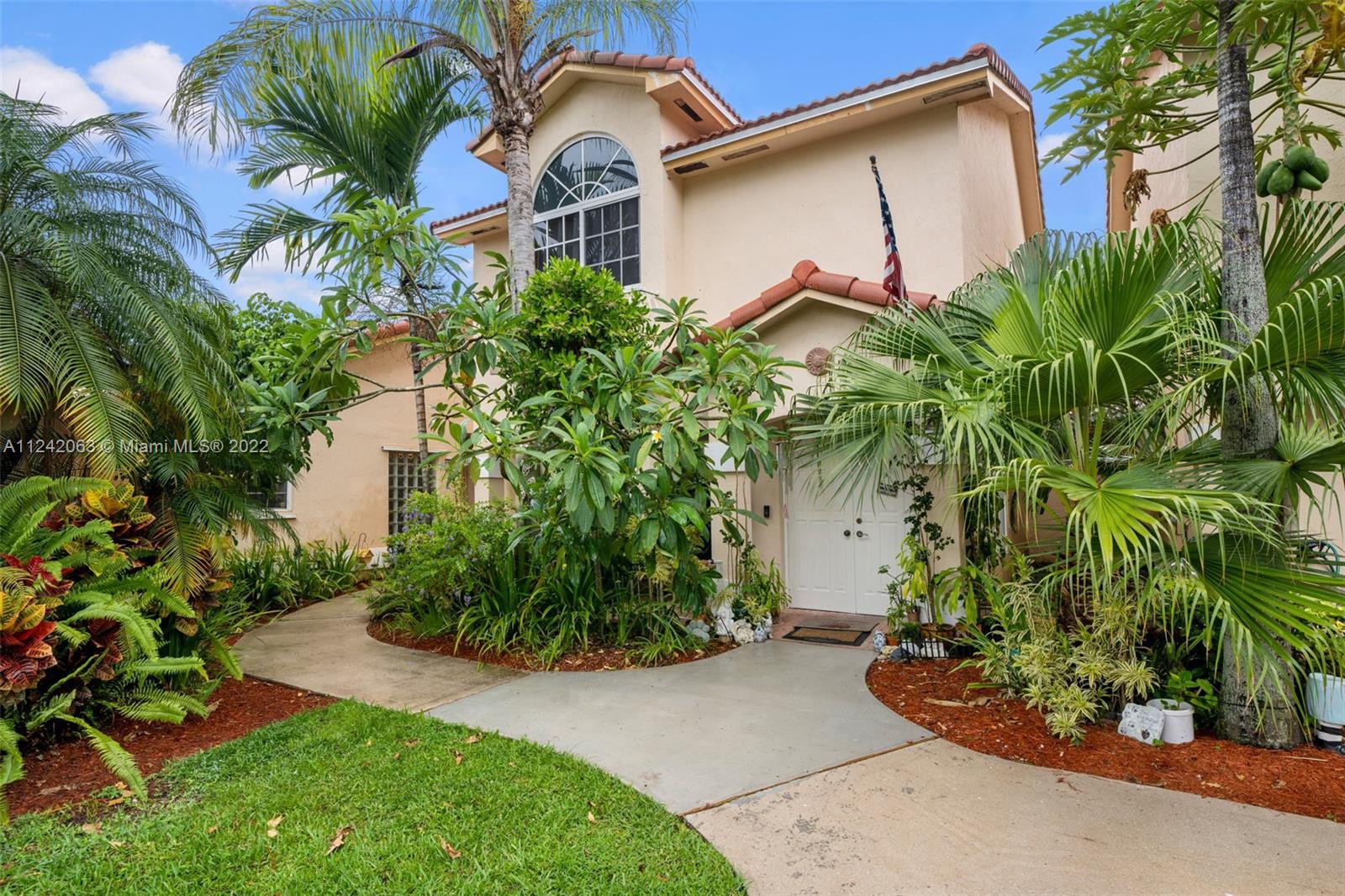 8756 SW 215th Terrace Cutler Bay FL 33189