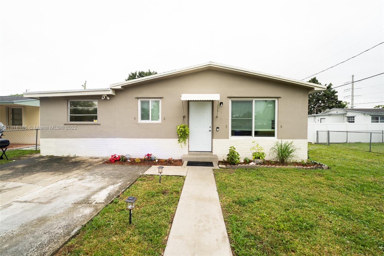 6360 Adams Street Hollywood FL 33023
