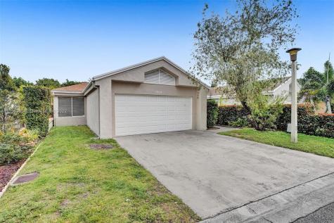 1950 NW 35th Terrace Coconut Creek FL 33066
