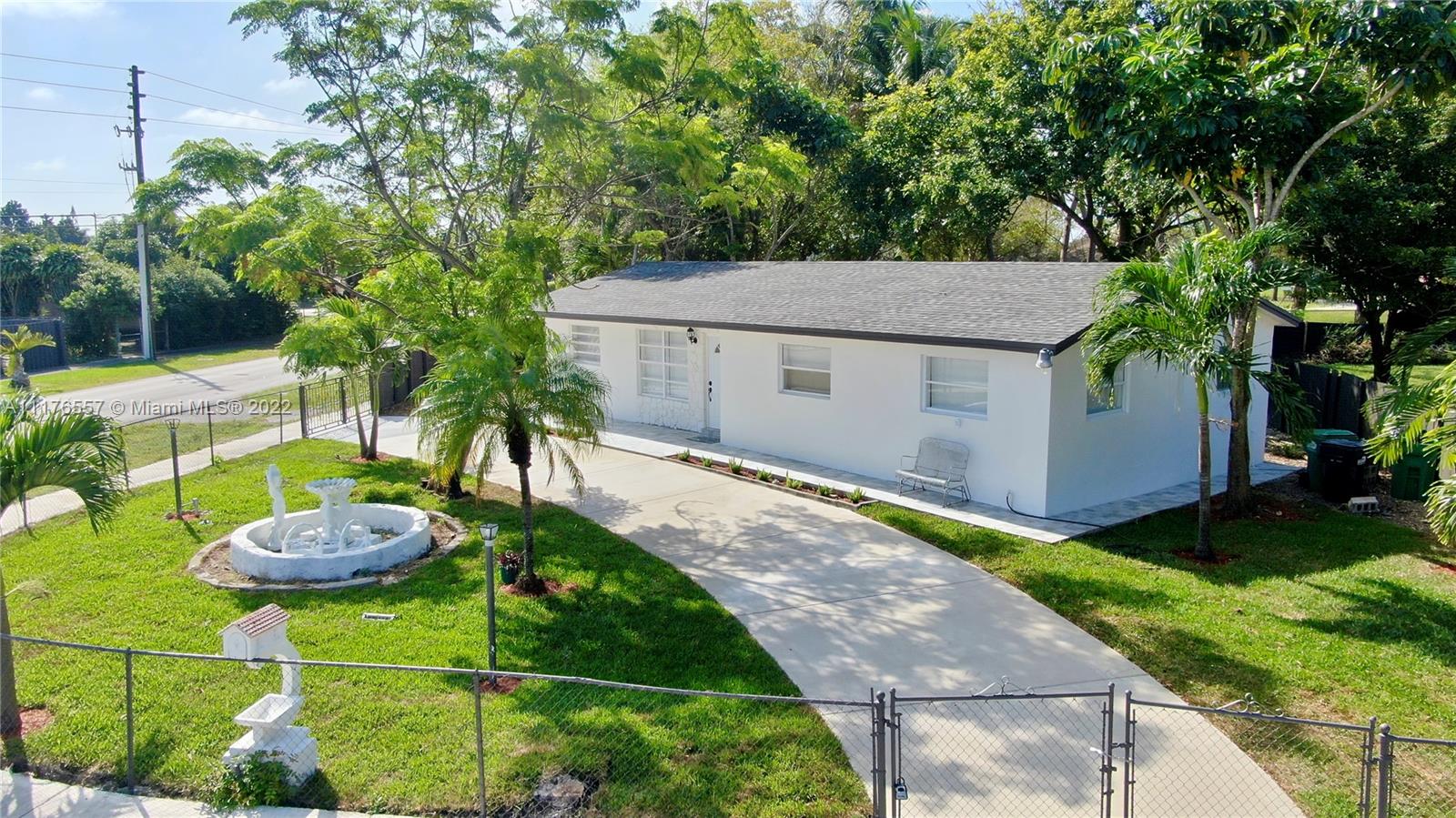 11900 SW 182nd Terrace Miami FL 33177