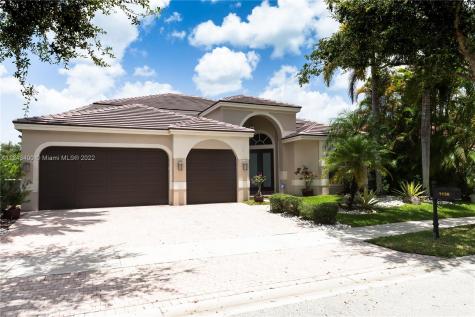 1136 Ginger Circle Weston FL 33326