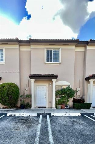 16932 SW 137th Court Miami FL 33177