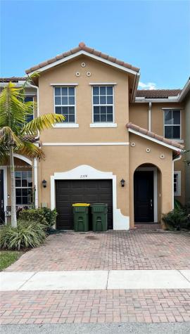 2374 SE 15th Street Homestead FL 33035
