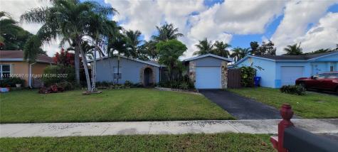 951 SW 83rd Avenue North Lauderdale FL 33068