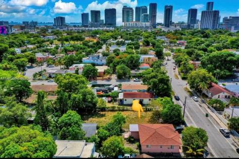 319 NW 33rd Street Miami FL 33127