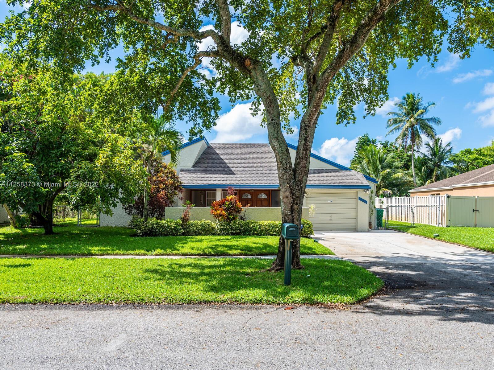 9480 SW 49th Place Cooper City FL 33328