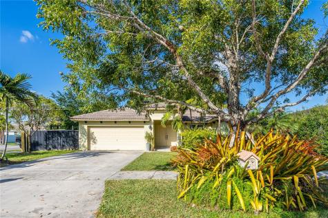 18985 SW 307th Street Homestead FL 33030