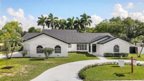 8221 SW 183rd Street Palmetto Bay FL 33157