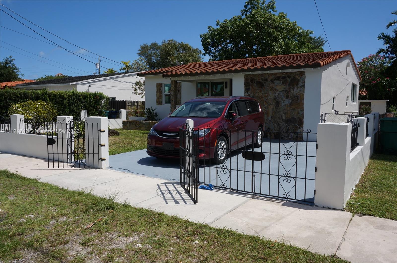 4240 SW 14th Street Miami FL 33134