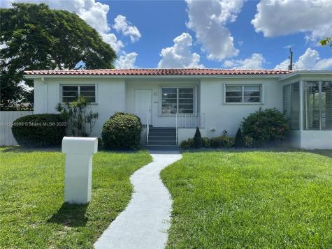2200 SW 82nd Avenue Miami FL 33155