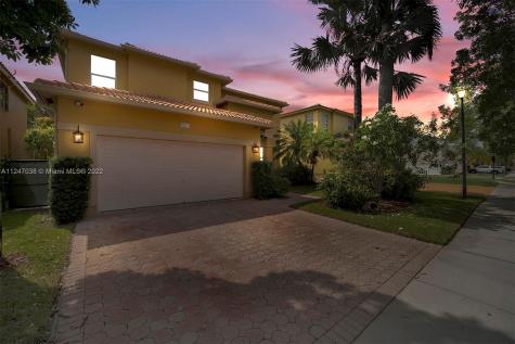 5271 SW 133rd Avenue Miramar FL 33027