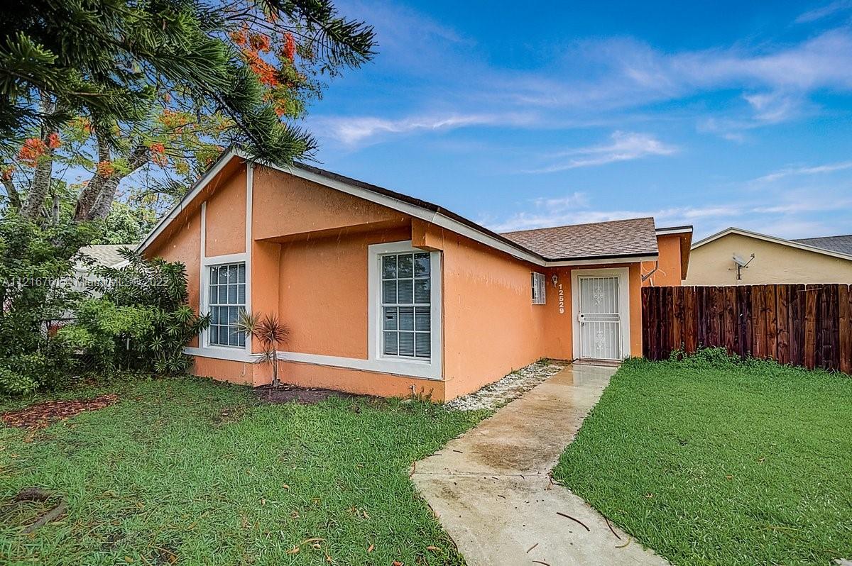 12529 SW 211th Terrace Miami FL 33177