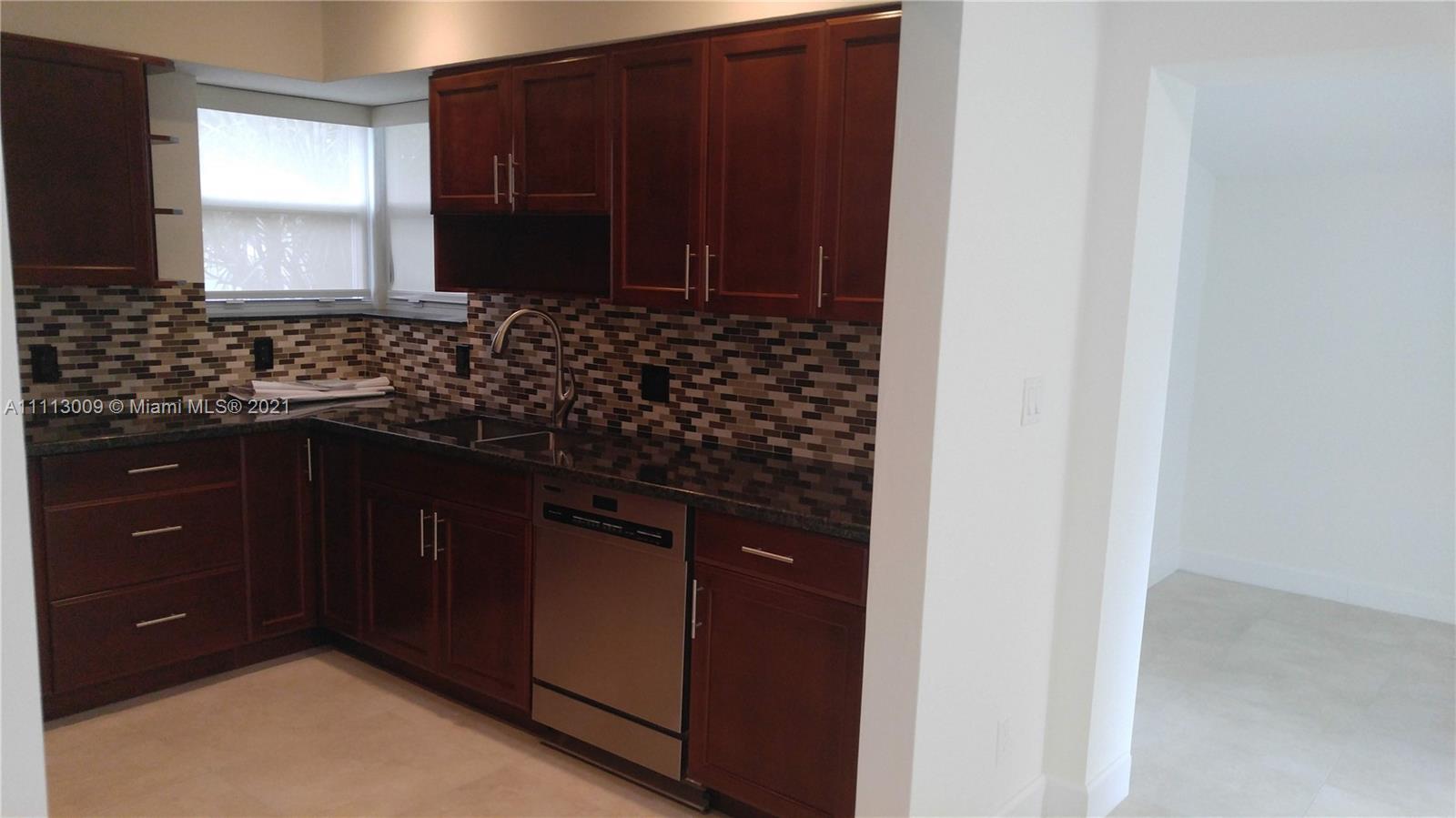 17615 NE 8th Court Miami FL 33162