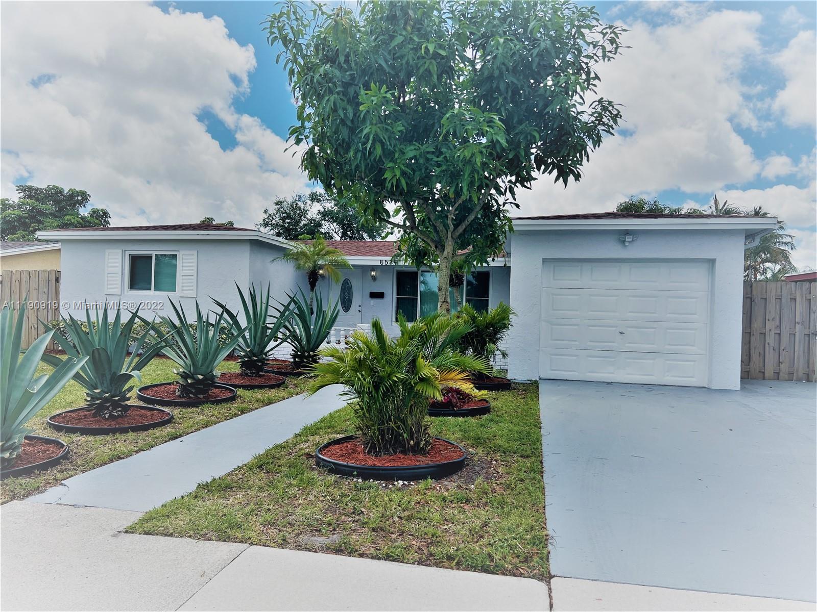 6574 NW 4th Street Margate FL 33063