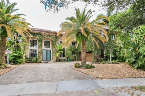 8370 NW 159th Terrace Miami Lakes FL 33016