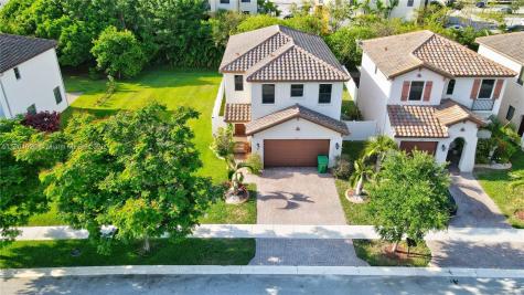 9094 SW 39th Street Miramar FL 33025