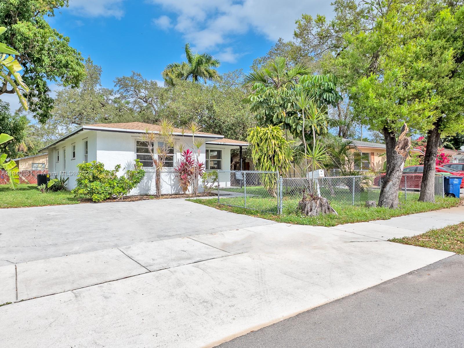 110 SW 9th Street Hallandale Beach FL 33009