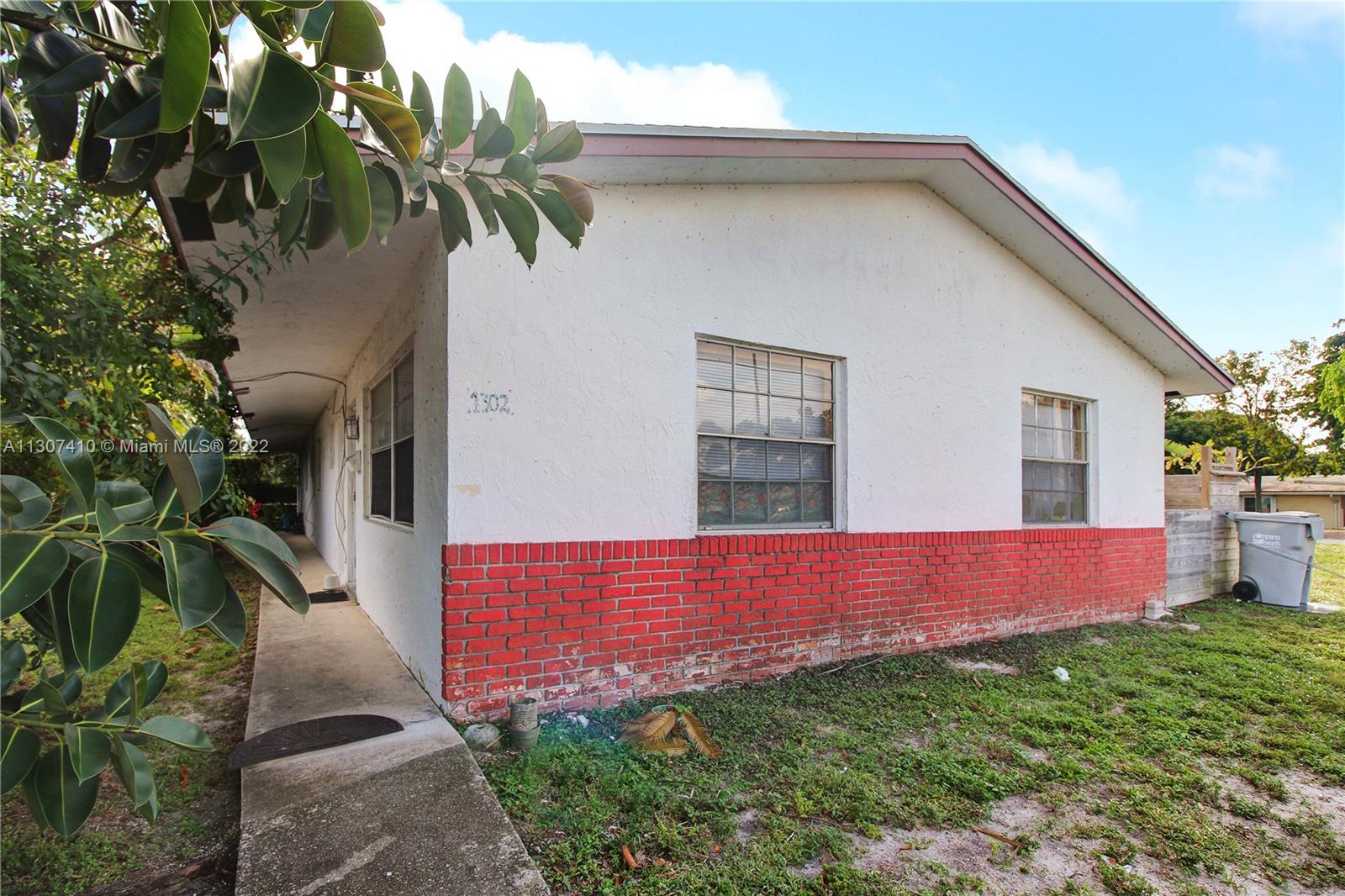 1302 NE 4th Street Pompano Beach FL 33060