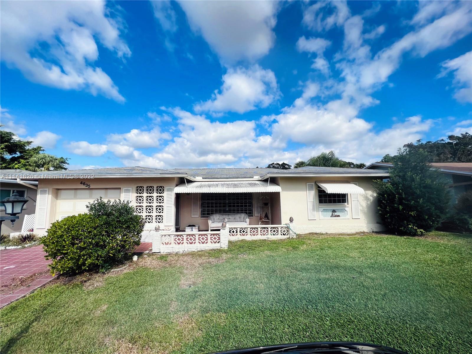 4635 NW 44th Court Tamarac FL 33319