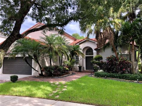 1971 Landing Way Weston FL 33326