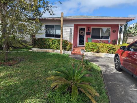 1727 Plunkett Street Hollywood FL 33020