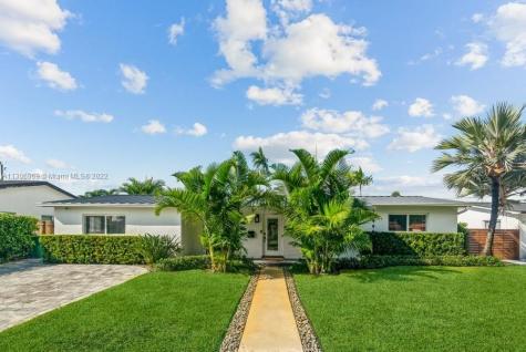 5900 SW 93rd Place Miami FL 33173