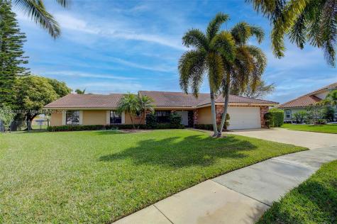 19301 NW 8th Street Pembroke Pines FL 33029