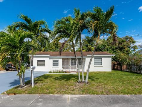 6731 SW 5th Terrace Miami FL 33144