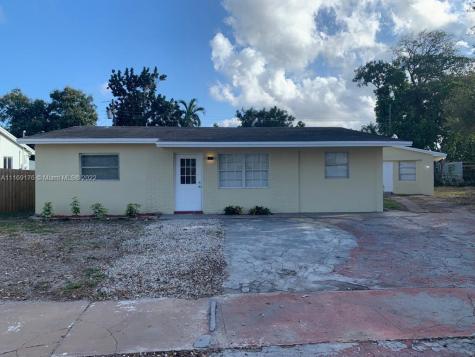 6420 Washington Street Hollywood FL 33023