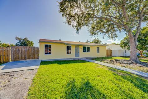 25415 SW 126th Court Homestead FL 33032
