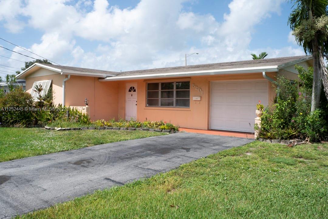 5201 SW 95th Avenue Cooper City FL 33328