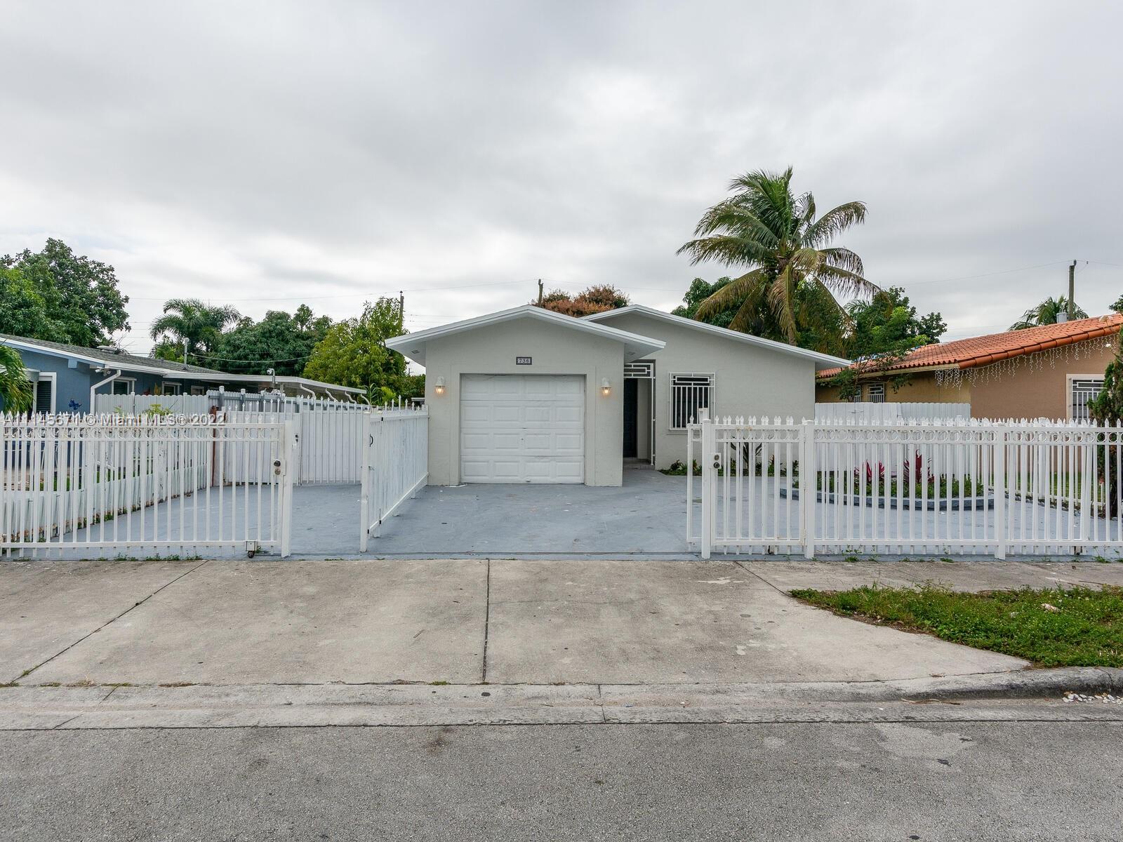 736 SE 8th Place Hialeah FL 33010