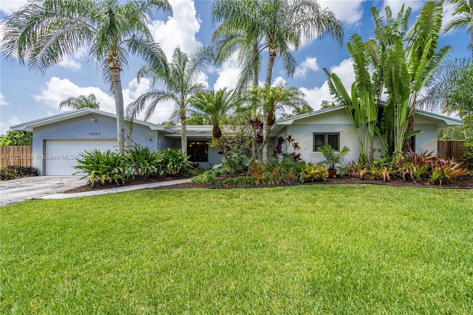 10323 SW 116th Street Miami FL 33176
