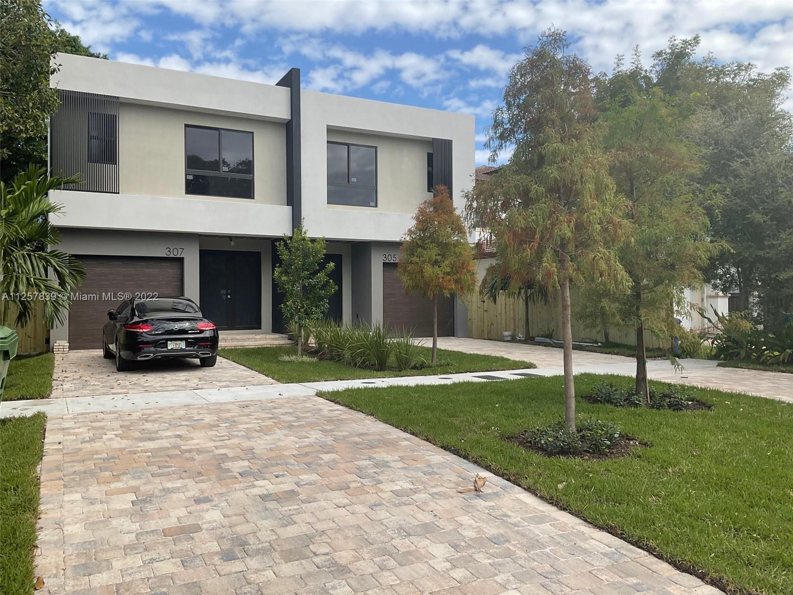 307 SW 10th Street Fort Lauderdale FL 33315