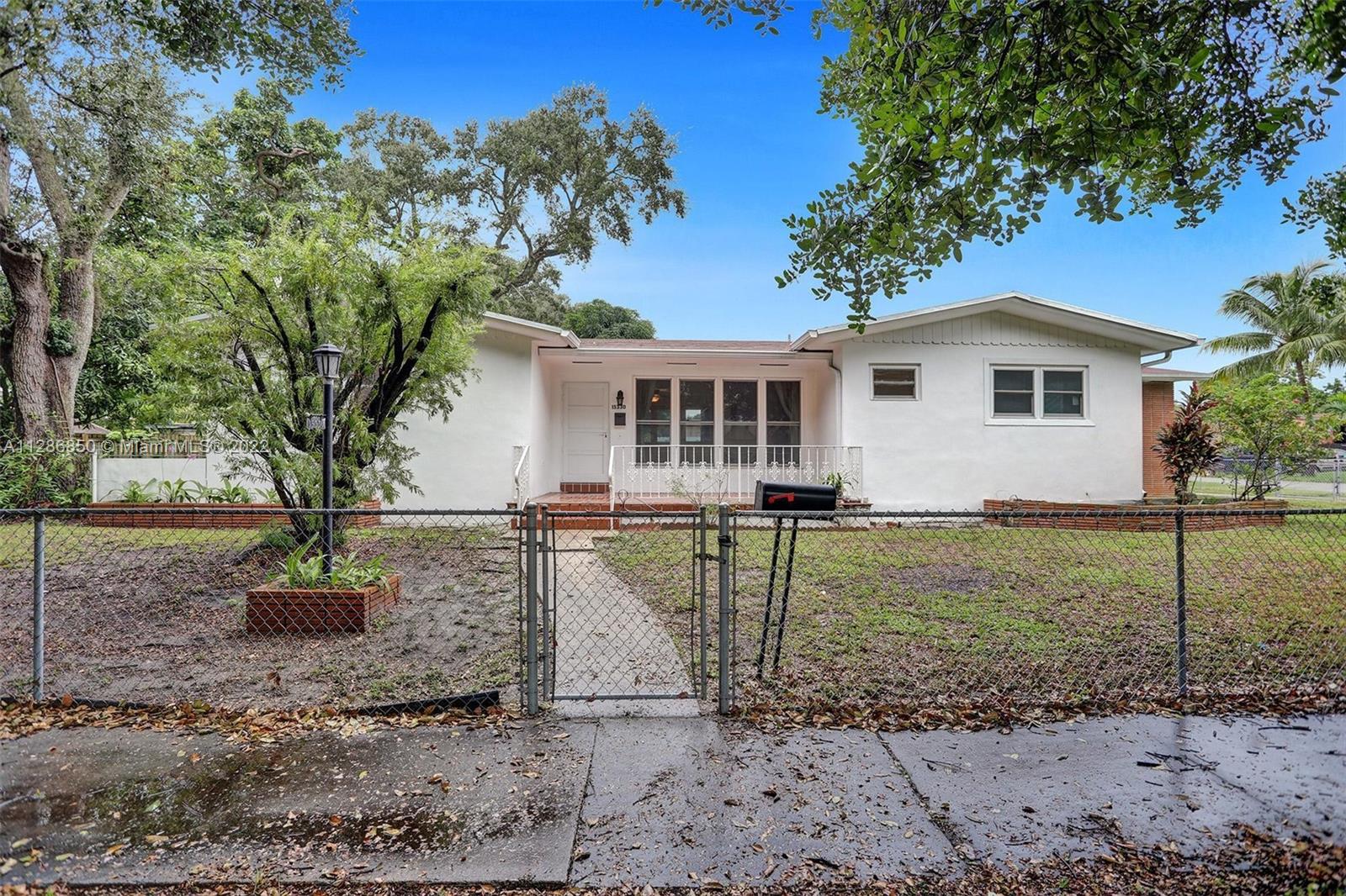 15330 NE 10th Avenue North Miami Beach FL 33162